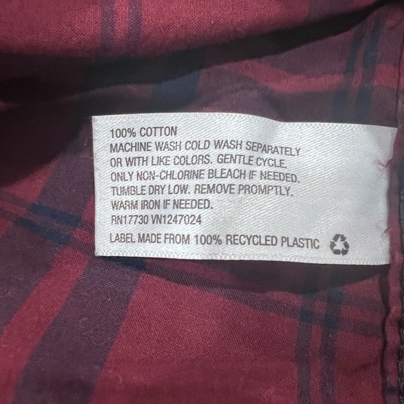 Men’s long sleeve shirt size medium - Picture 5 of 6